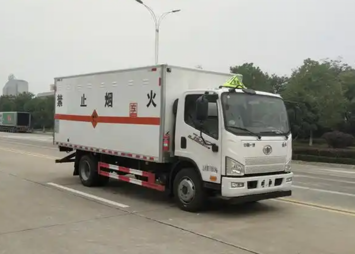 马龙爆破器材运输车可以上高速吗？